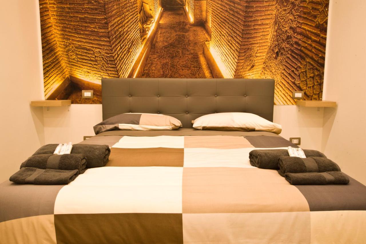 Suite Napoli Sotterranea Con Vasca Idromassaggio Zewnętrze zdjęcie