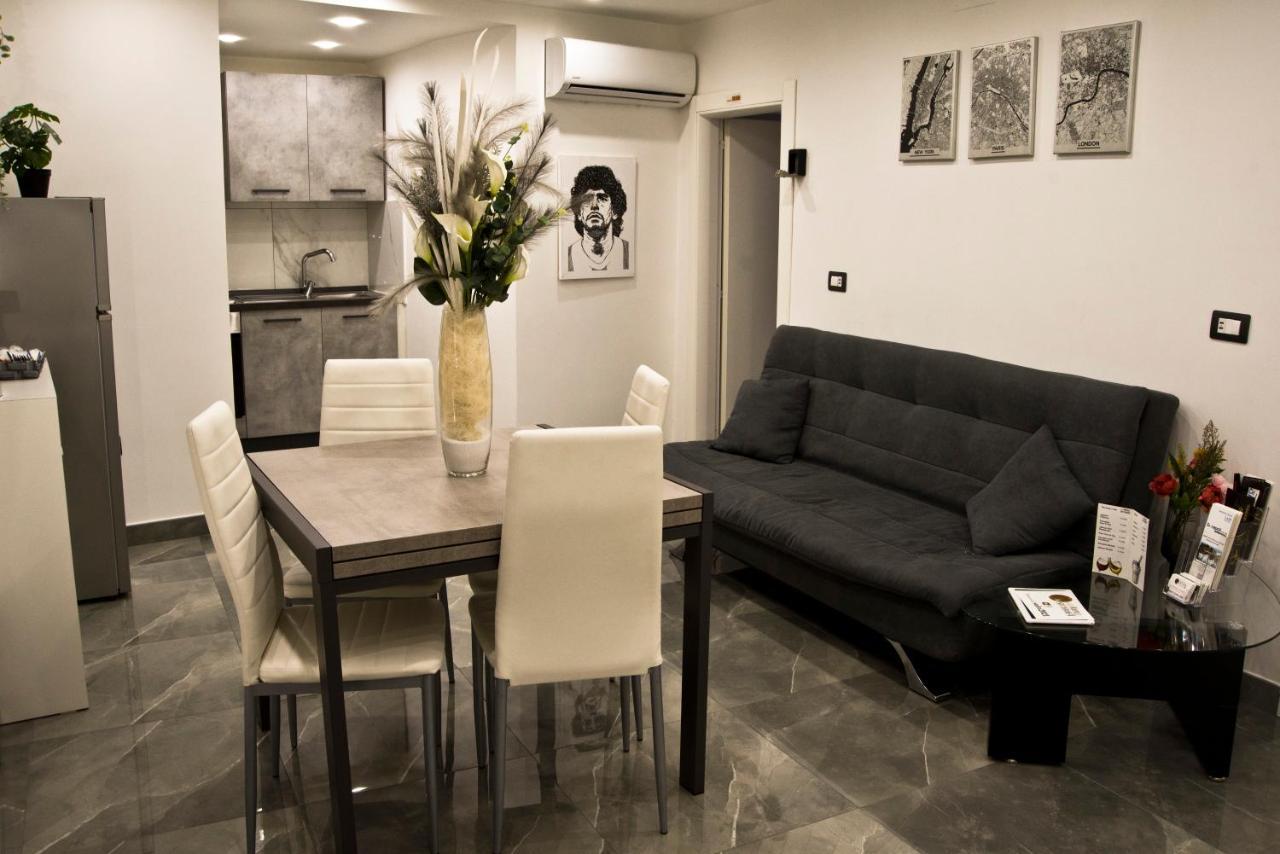 Suite Napoli Sotterranea Con Vasca Idromassaggio Zewnętrze zdjęcie